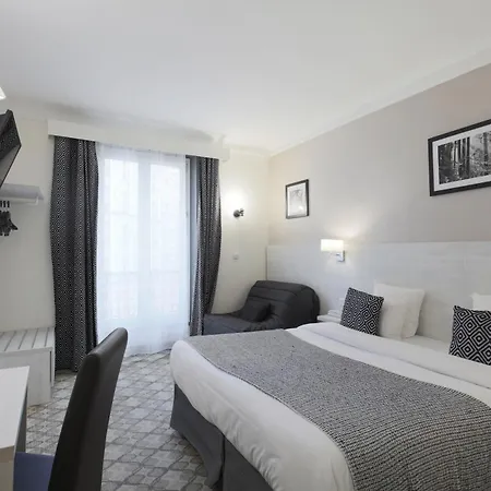 Grand Des Gobelins 3* פריז