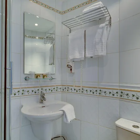 Hotel Grand Des Gobelins 3*