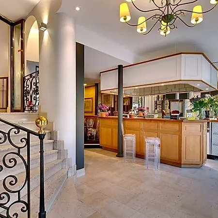 Grand Des Gobelins Hotel