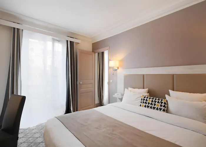 Grand Des Gobelins 3*